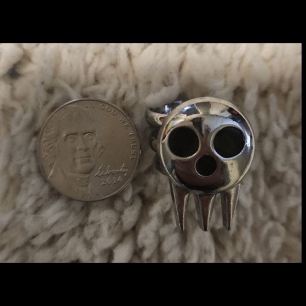 Soul Eater Silver Ring - Picture 14 of 16